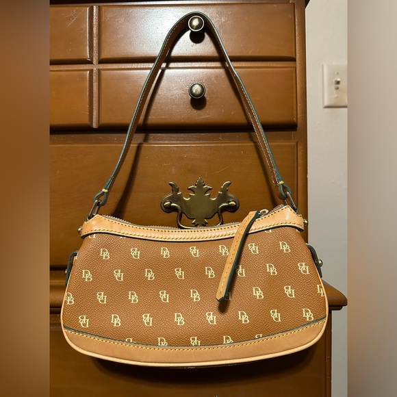 Dooney & Bourke Tan Shoulder Bag with Crescent Shape - Picture 3 of 5
